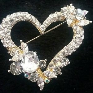 New elegant heart brooch
